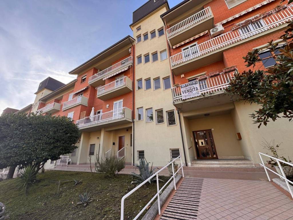 Appartamento a Avellino in Via Michele Capozzi, 31 - Foto 3