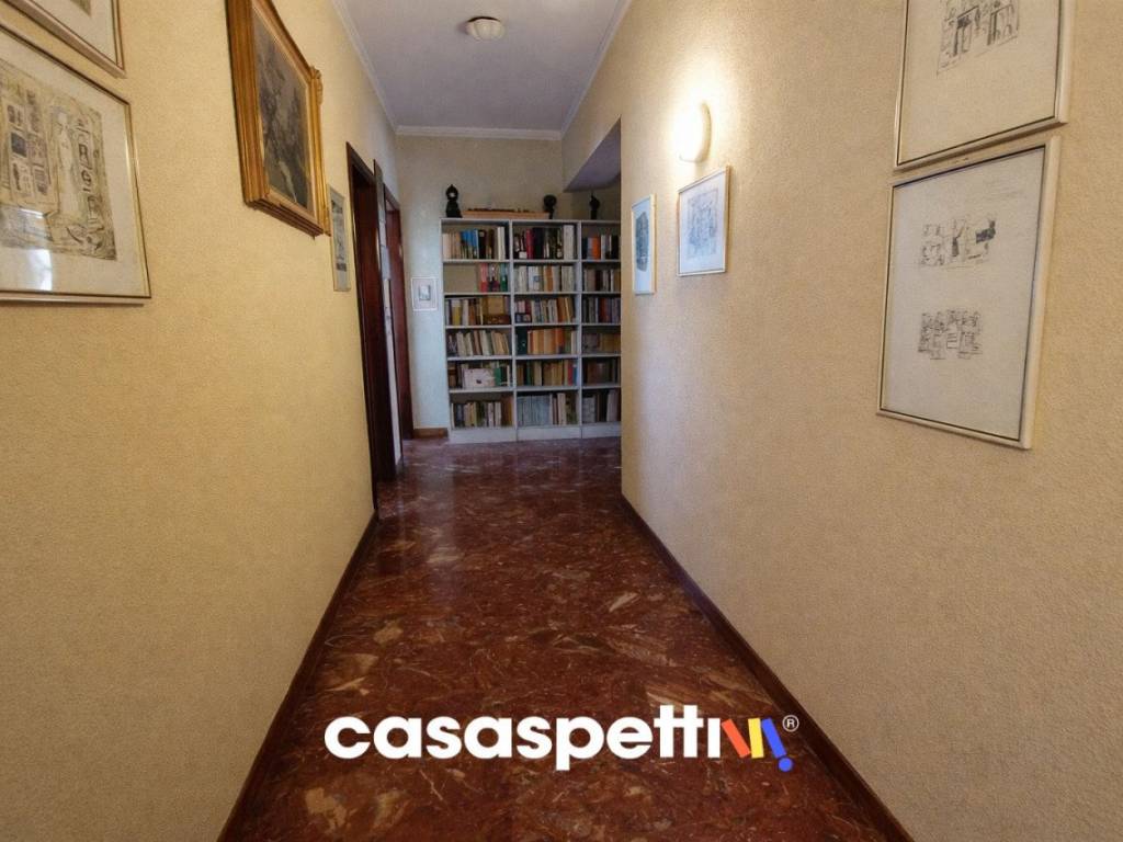Appartamento a Reggio calabria in Corso Giuseppe Garibaldi, 468 - Foto 3