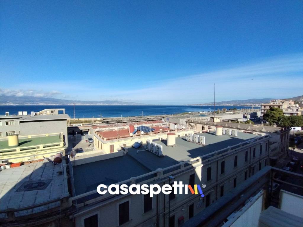 Appartamento a Reggio calabria in Corso Giuseppe Garibaldi, 468 - Foto 4