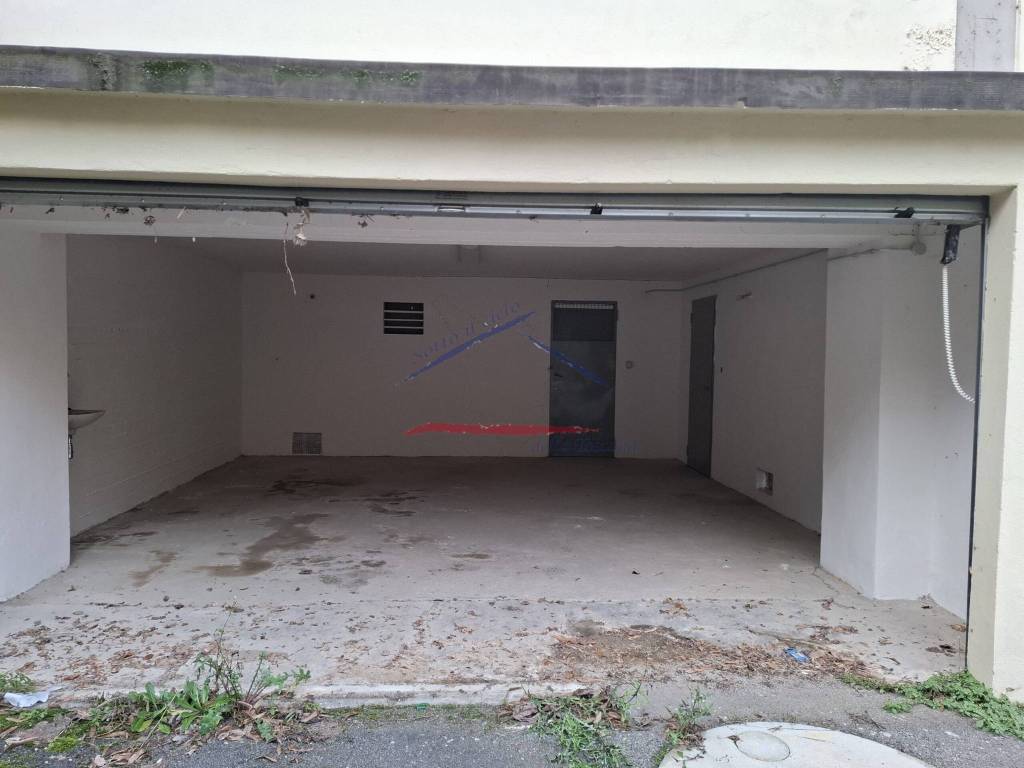 Box / garage a Arezzo in Via Erbosa - Foto 2