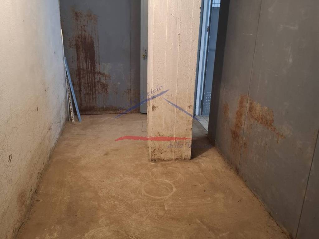 Box / garage a Arezzo in Via Erbosa - Foto 5