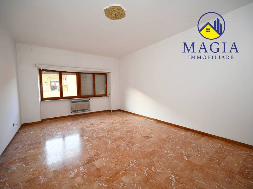 Appartamento a Ascoli piceno in Via Giovanni Amadio, 21 - Foto 2