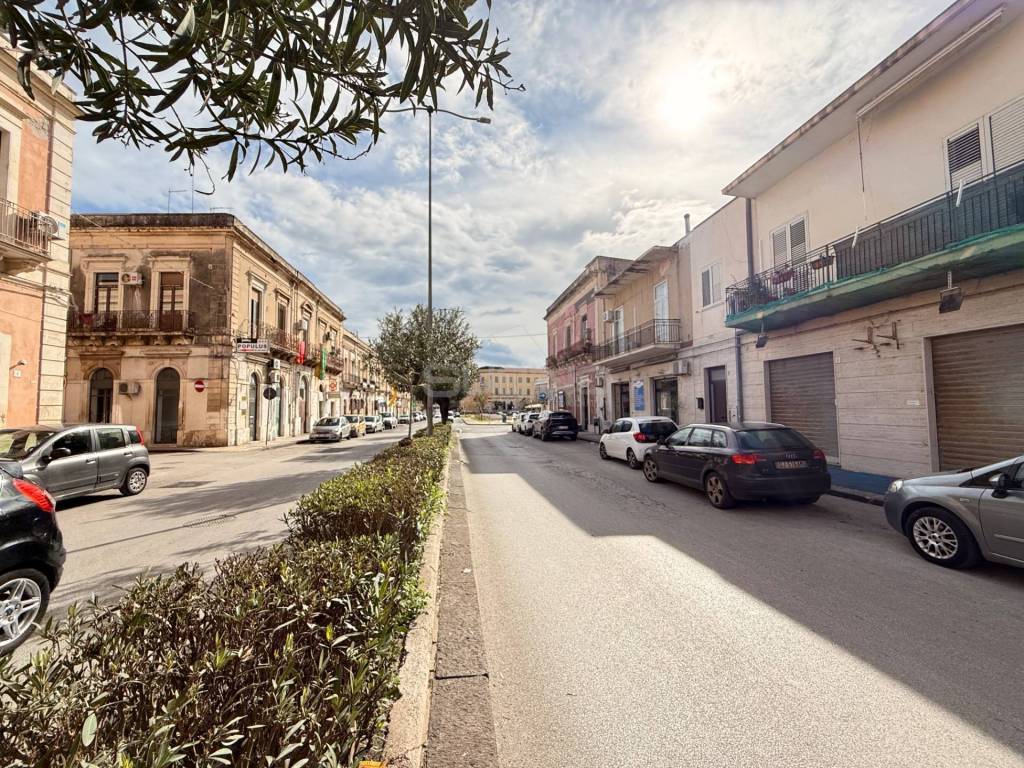 Appartamento a Siracusa in VIALE LUIGI CADORNA - Foto 2