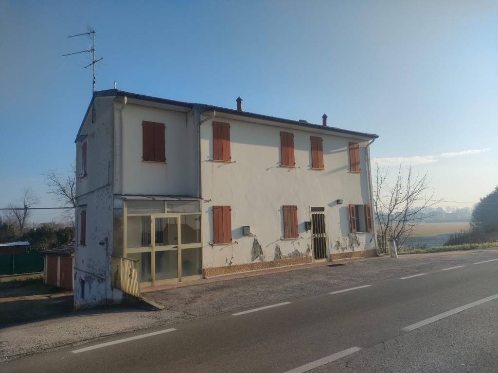 Villa a Ferrara in Via Arginone, 275 - Foto 2