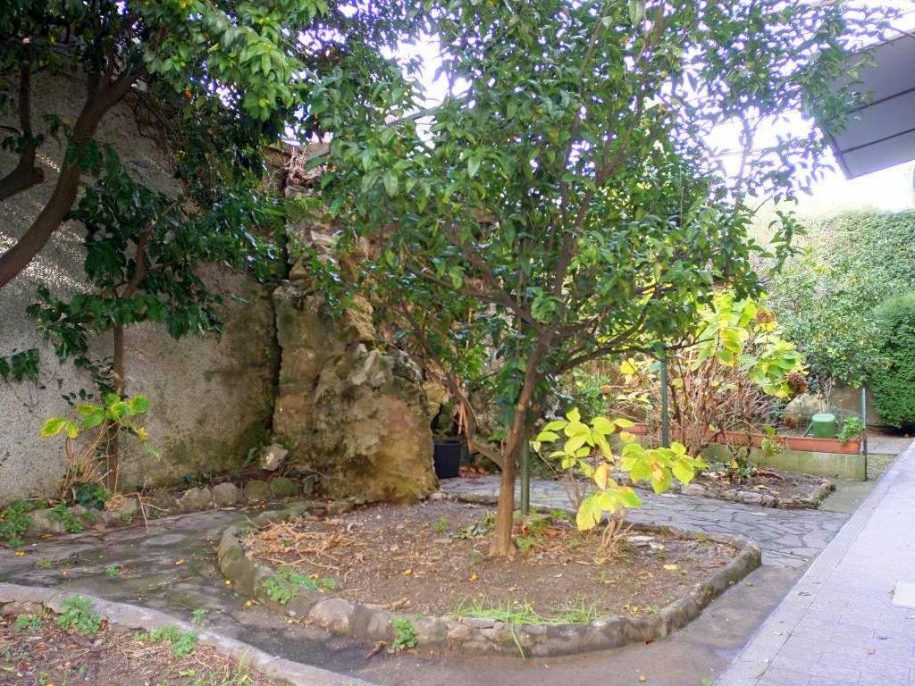 Appartamento a Genova in Viale Francesco Gambaro - Foto 5