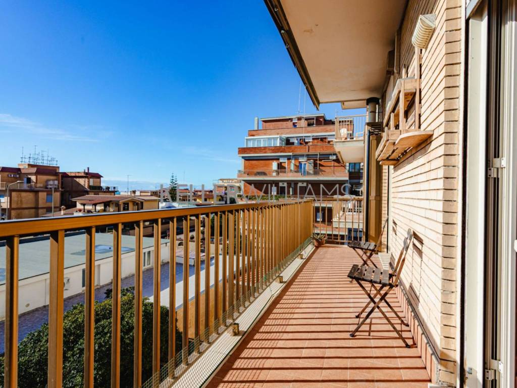 Appartamento a Pomezia in Via Rumenia, 280 - Foto 3