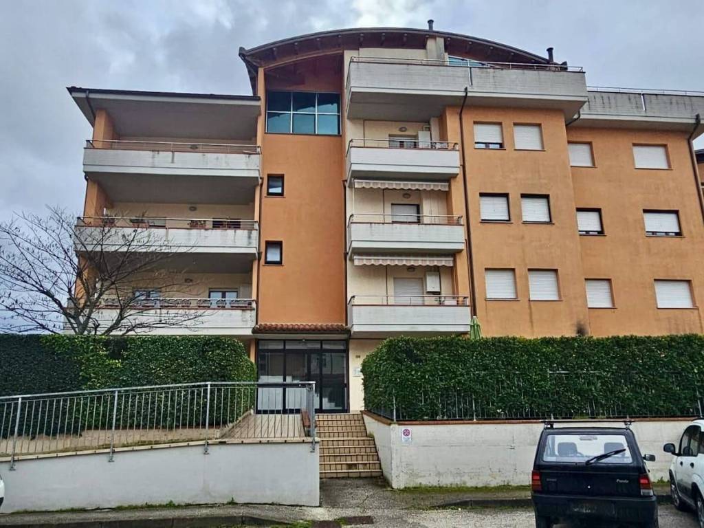 Appartamento a Fabriano in VIA BELLOCCHI - Foto 4