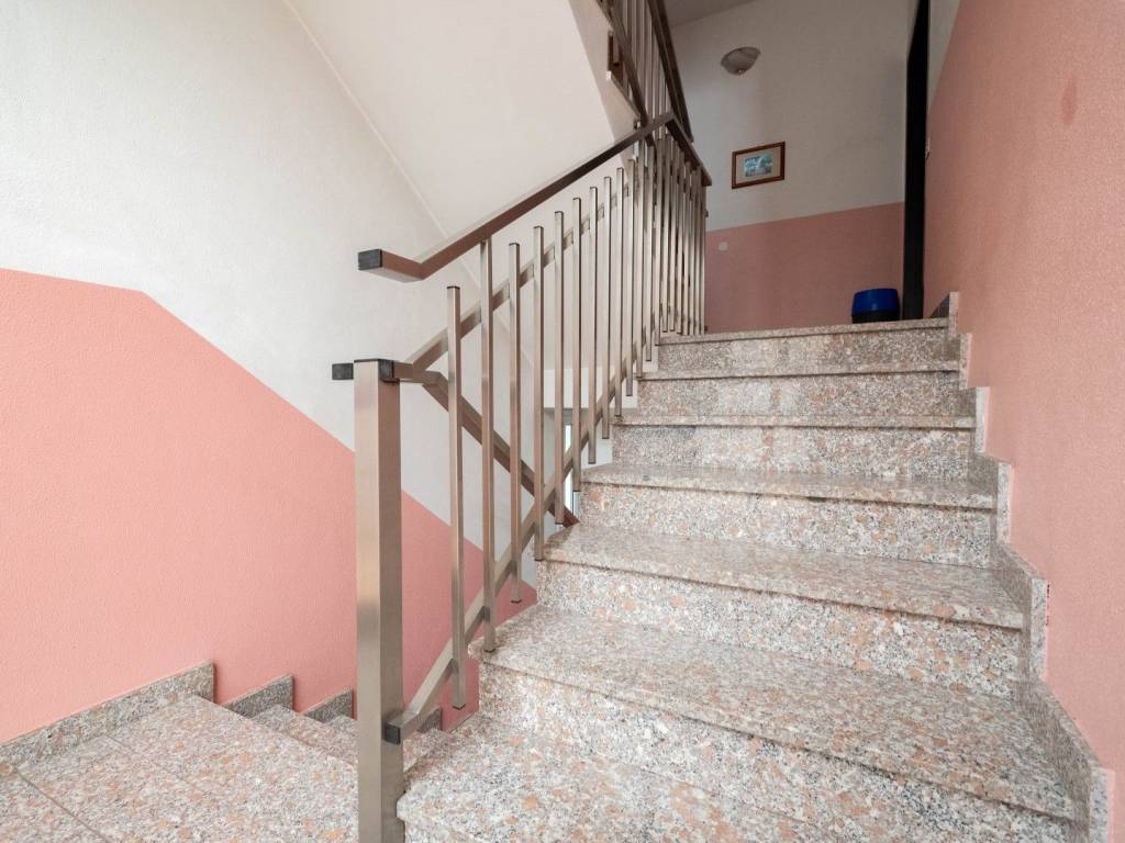 Villa a Bollate in Via Ciro Menotti, 3 - Foto 2