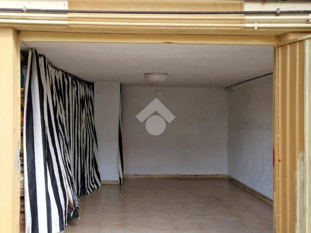 Box / garage a Loano in Via Luigi Pirandello, 12 - Foto 2
