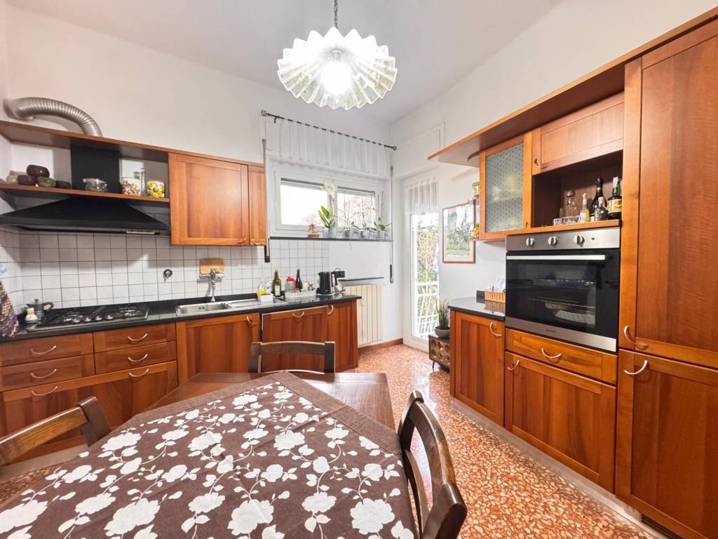 Appartamento a Genova in Viale Michelangelo Buonarroti - Foto 3