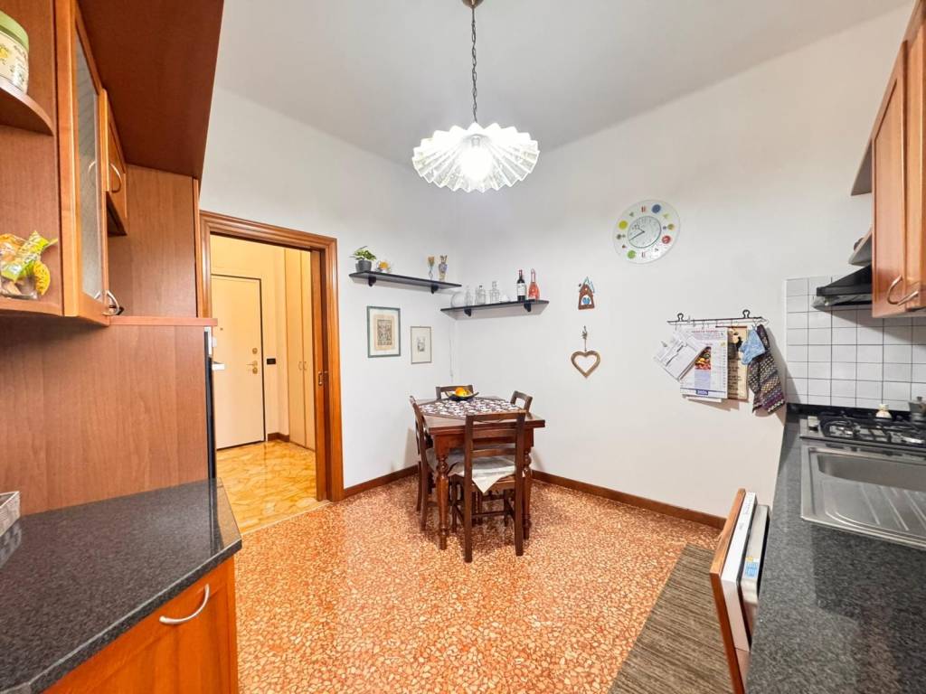 Appartamento a Genova in Viale Michelangelo Buonarroti - Foto 5