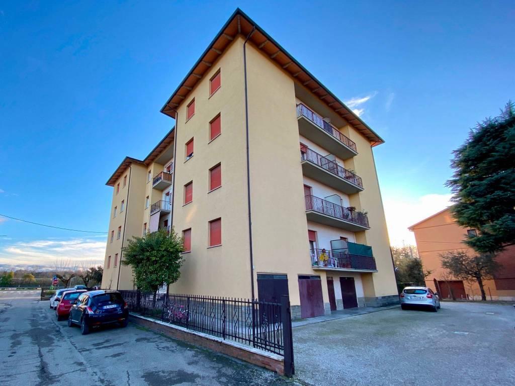 Appartamento a Imola in Via Marco Minghetti, 23 - Foto 3