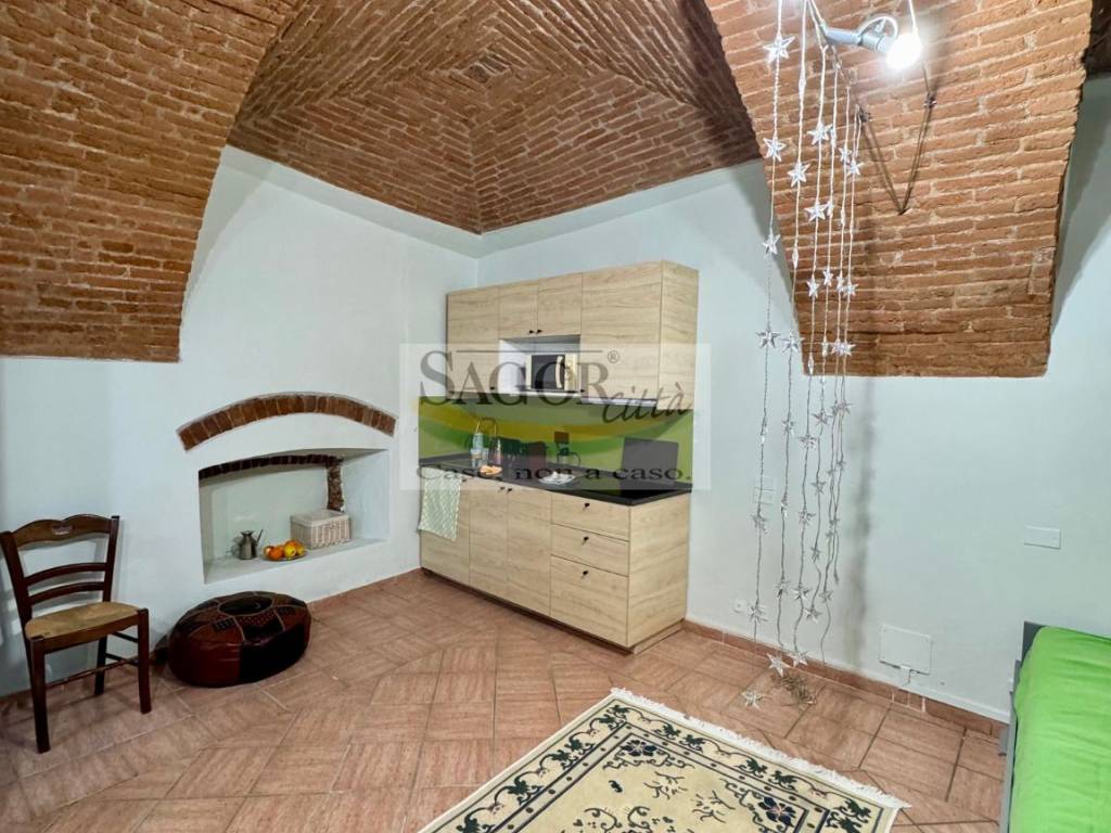 Appartamento a Pinerolo in Piazza Guglielmo Marconi - Foto 4