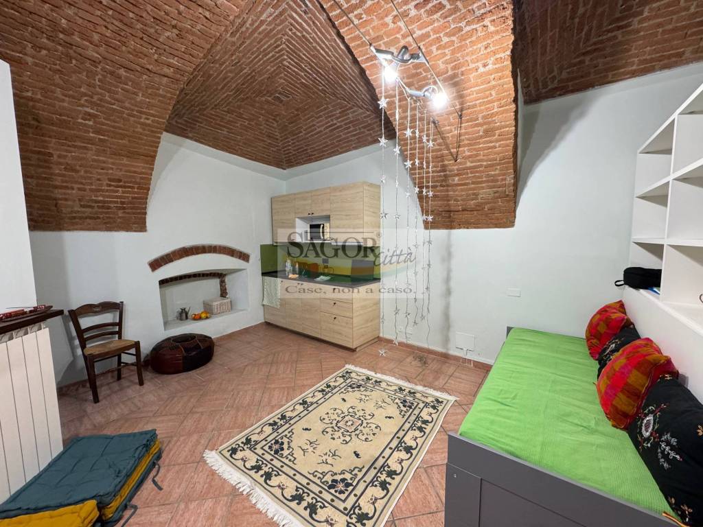 Appartamento a Pinerolo in Piazza Guglielmo Marconi - Foto 5