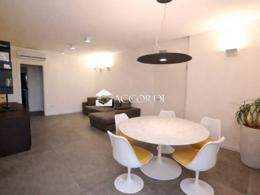 Appartamento a Montebelluna in Via Augusto Serena - Foto 3