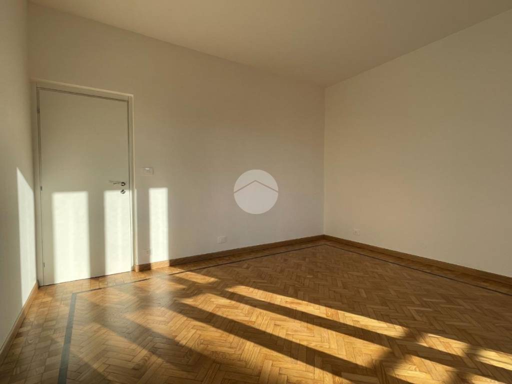 Appartamento a Asti in Via Giovanni Pascoli, 16 - Foto 4