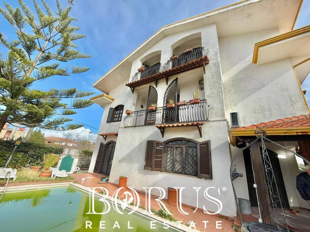 Villa a Castel volturno in Via Imperia - Foto 2