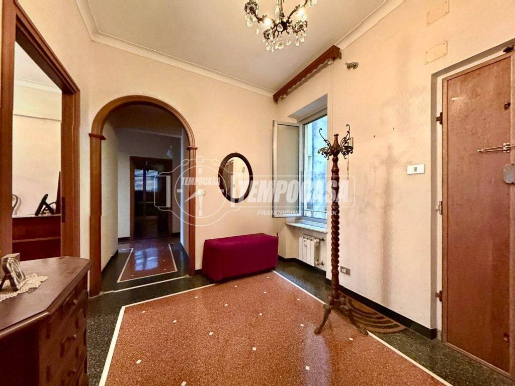 Appartamento a Genova in Via Giovanni A.Molfino 6 - Foto 2