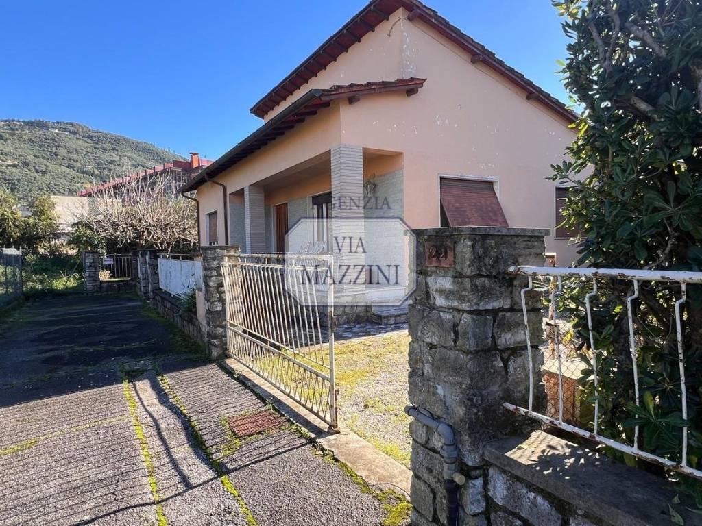 Villa a Pietrasanta in Via Guglielmo Marconi, - Foto 4