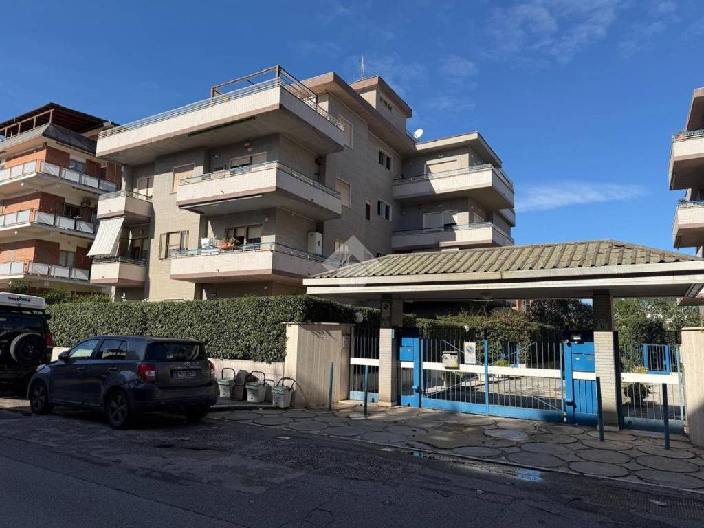 Appartamento a Latina in Via Giuseppe Parini, 14 - Foto 3