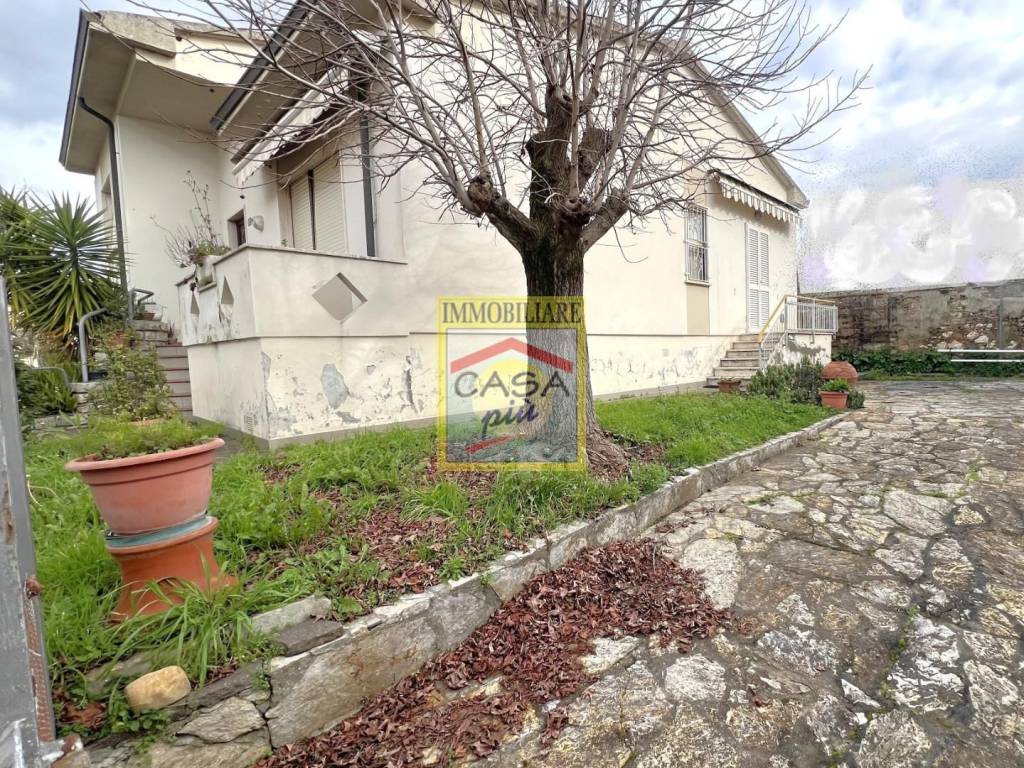 Villa a Cascina in Via Olinto Barsanti - Foto 2