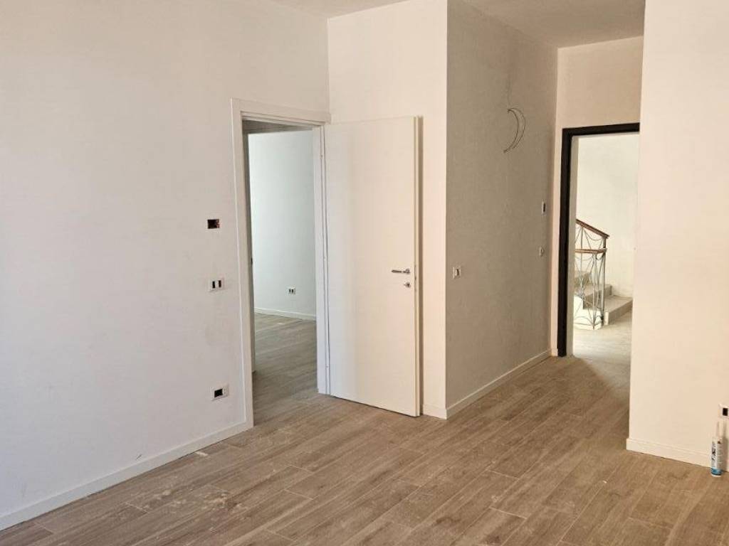 Appartamento a Cabiate in Viale Repubblica - Foto 4