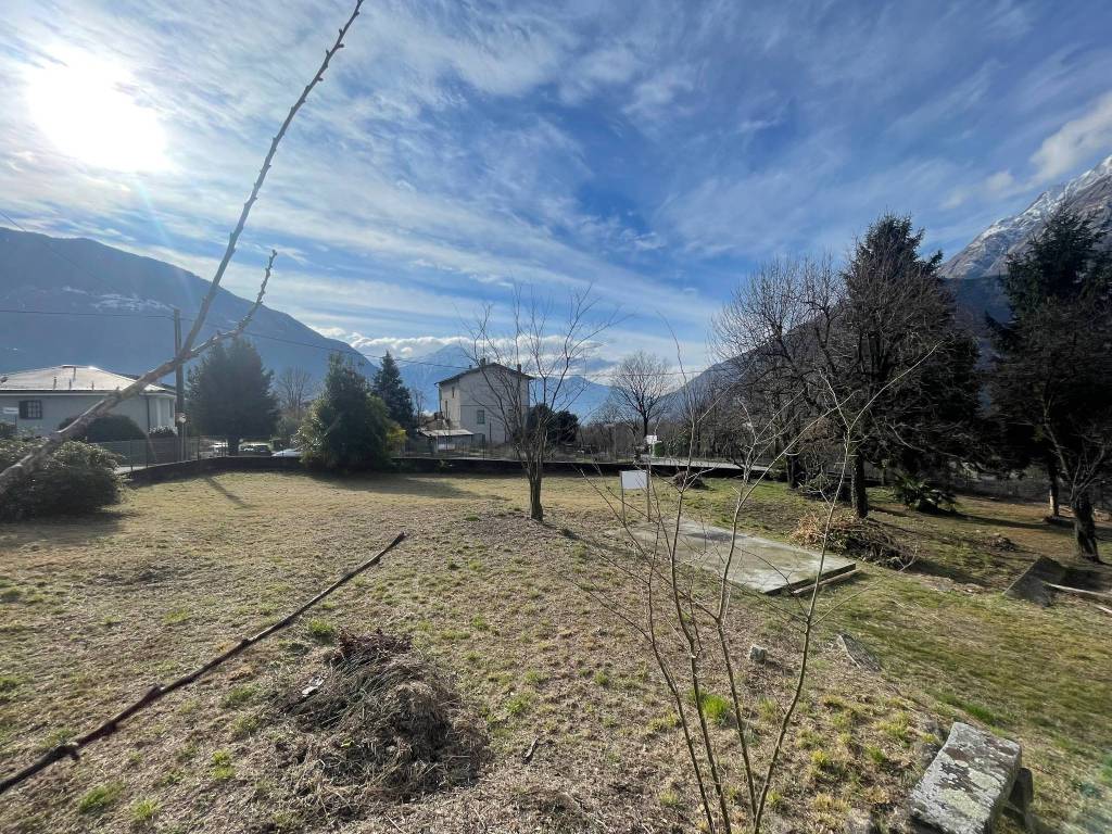 Terreno a Novate mezzola in Via Piave, 286 - Foto 2