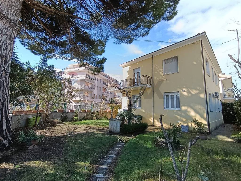 Appartamento a Francavilla al mare in VIA ALENTO, 60 - Foto 3