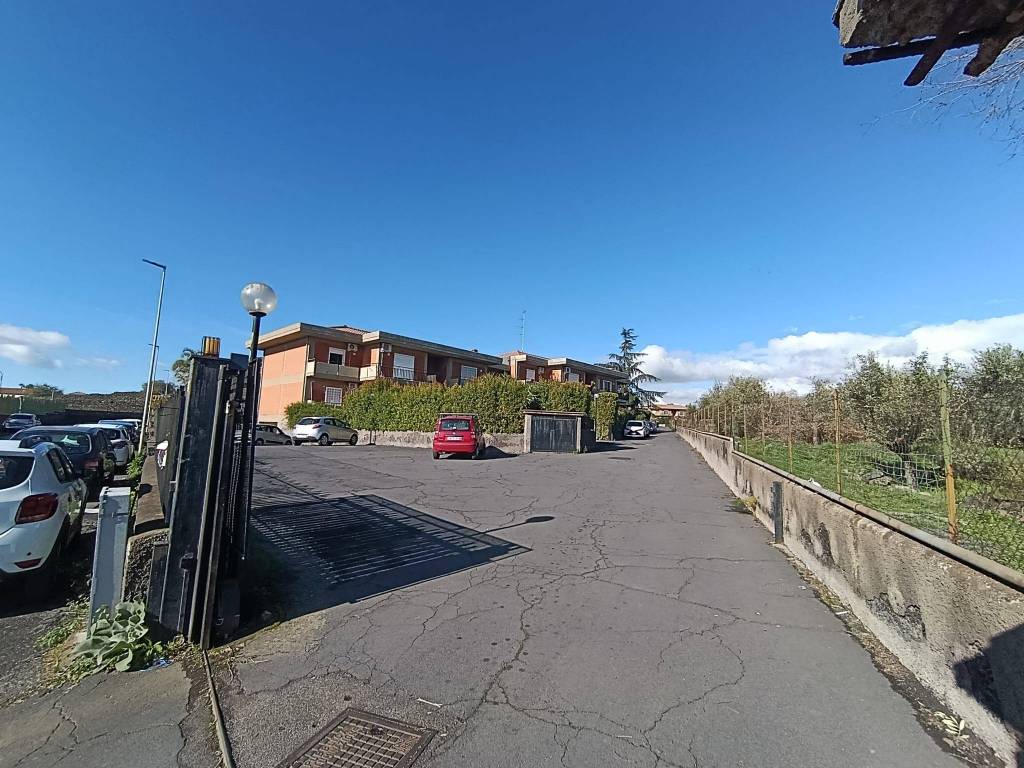 Appartamento a Mascalucia in Via Guglielmo Marconi - Foto 3