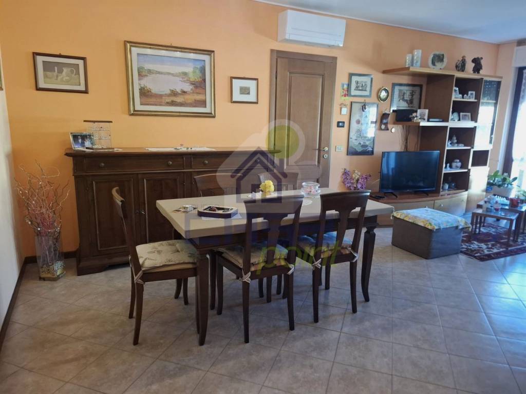 Appartamento a Monticelli d'ongina in VIA FRATELLI ROSSELLI MONTICELLI D'ONGINA - Foto 4