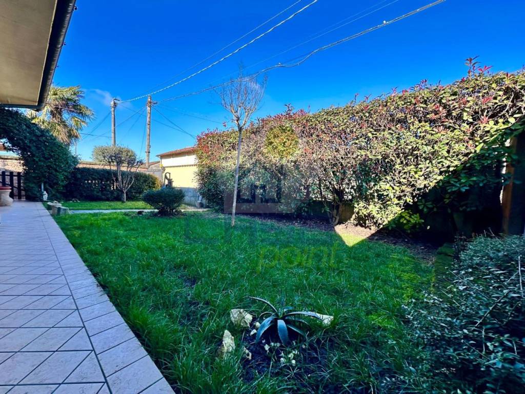 Villa a Grumello cremonese ed uniti in via xx settembre 3 - Foto 5