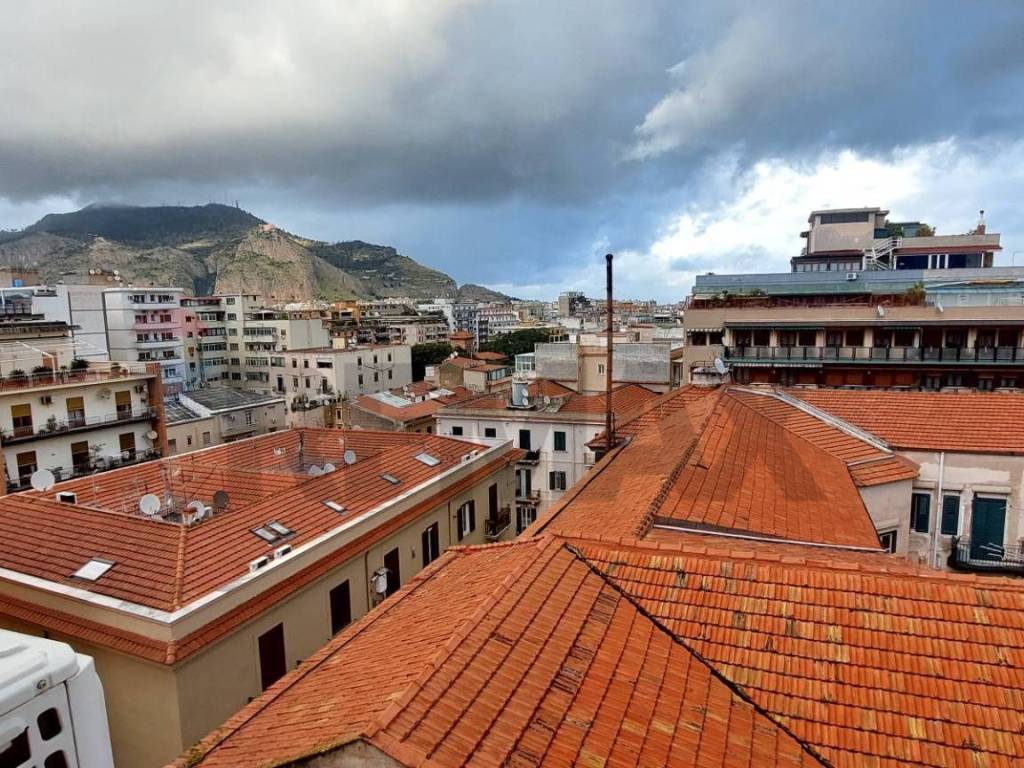 Appartamento a Palermo in via Eugenio Di Maria, 65 - Foto 2