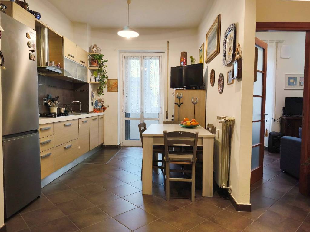 Appartamento a Scandicci in Via Tiziano - Foto 2
