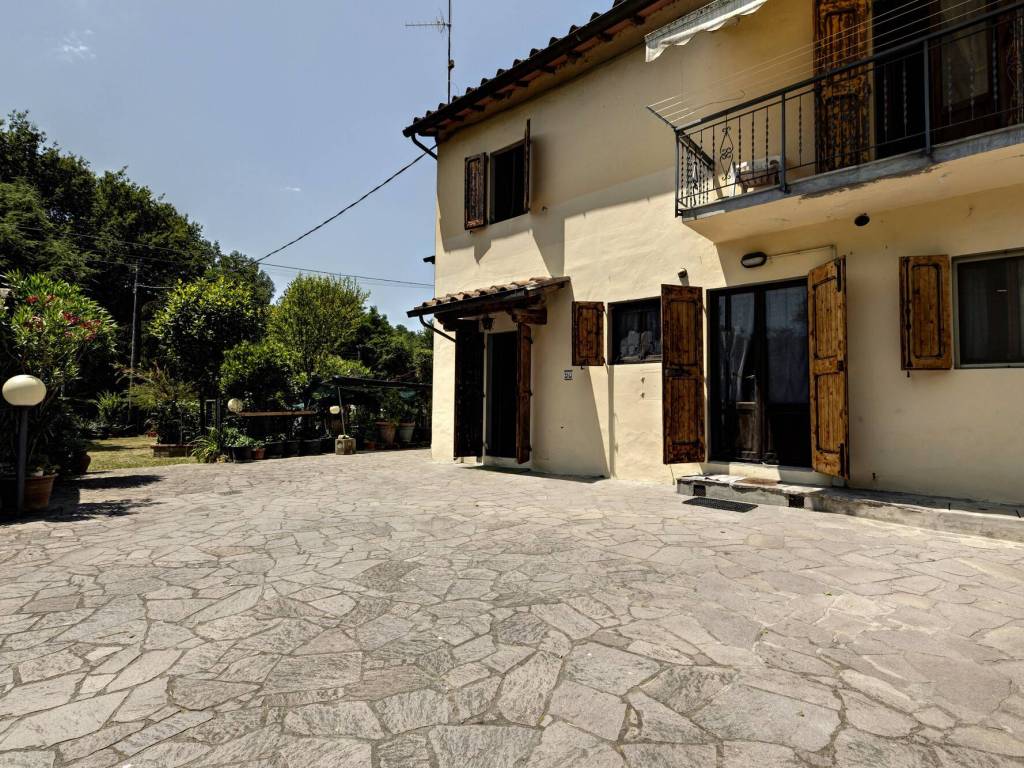 Rustico / casale a Terranuova bracciolini - Foto 5