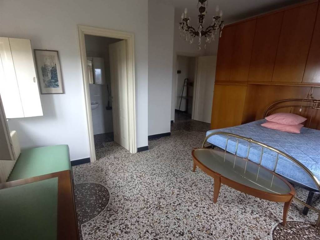 Appartamento a Tortona in STRADA VIOLA - Foto 4