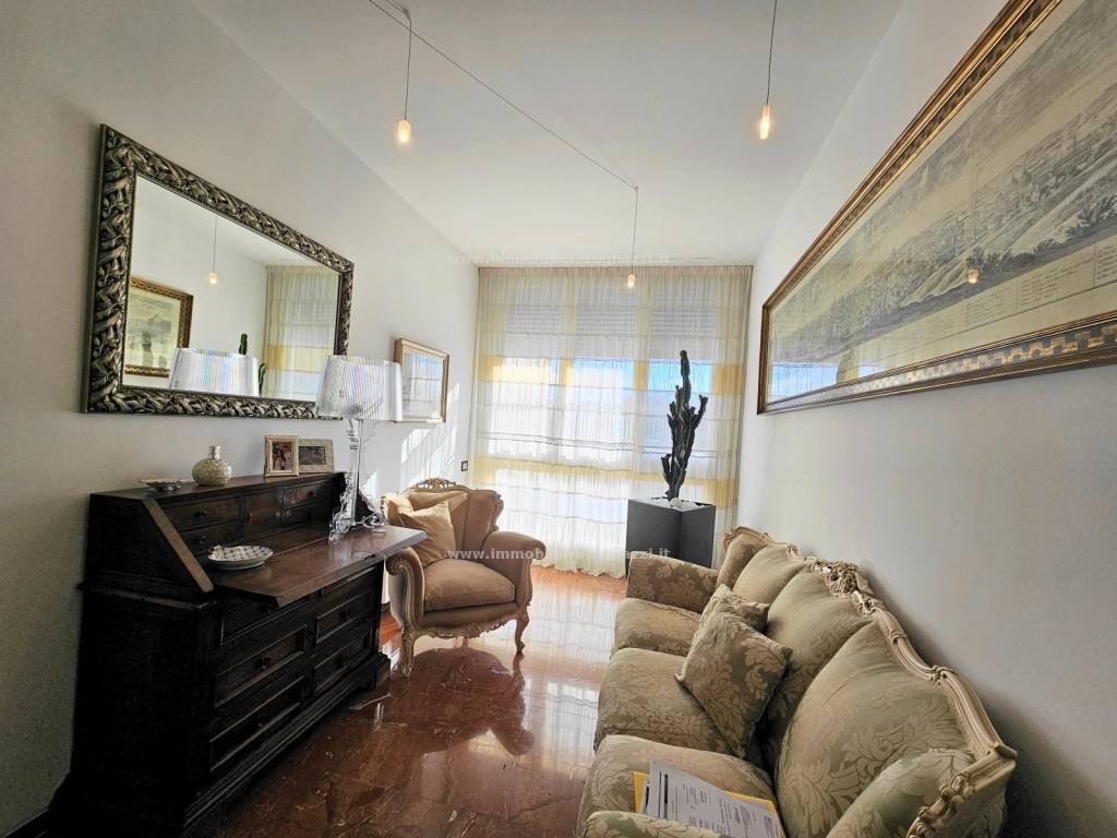 Appartamento a Gambassi terme in Località Badia a Cerreto - Foto 2