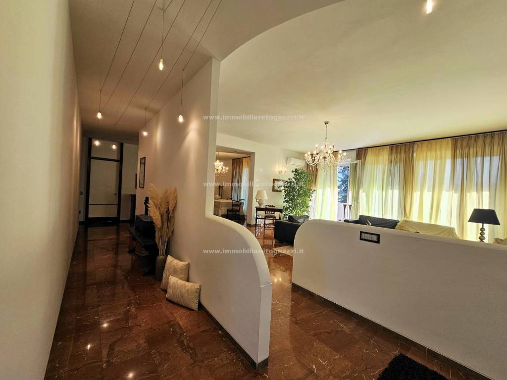 Appartamento a Gambassi terme in Località Badia a Cerreto - Foto 5