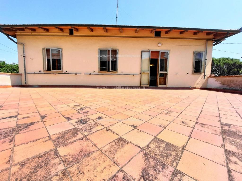 Palazzo / stabile a Gambassi terme in Località Badia a Cerreto - Foto 3