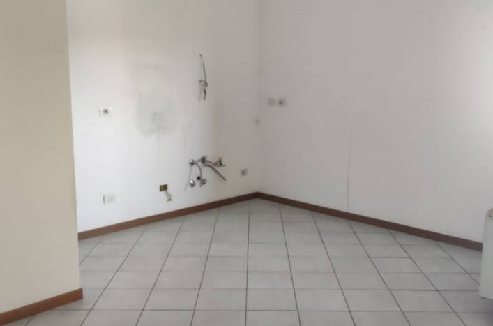 Appartamento a Garbagnate milanese in Via Paolo Borsellino - Foto 4