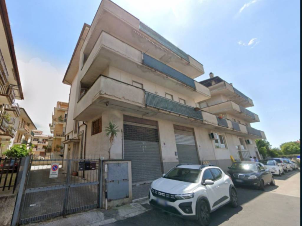 Appartamento a Fondi in Via Lombardia - Foto 2