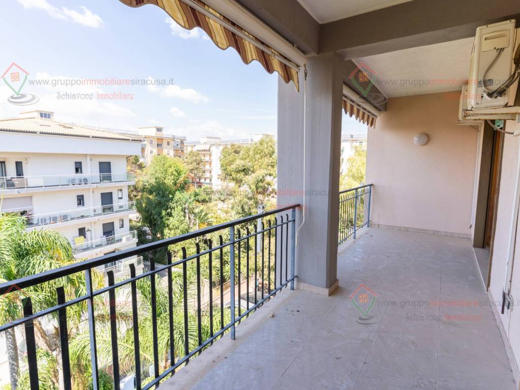 Appartamento a Siracusa in VIALE SCALA GRECA - Foto 2