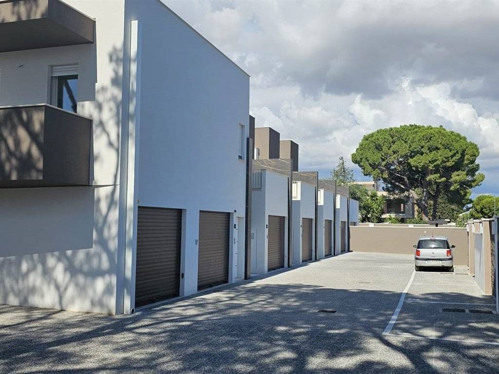Villa a Bari in VIA CADUTI STRAGE DI BOLOGNA - Foto 2