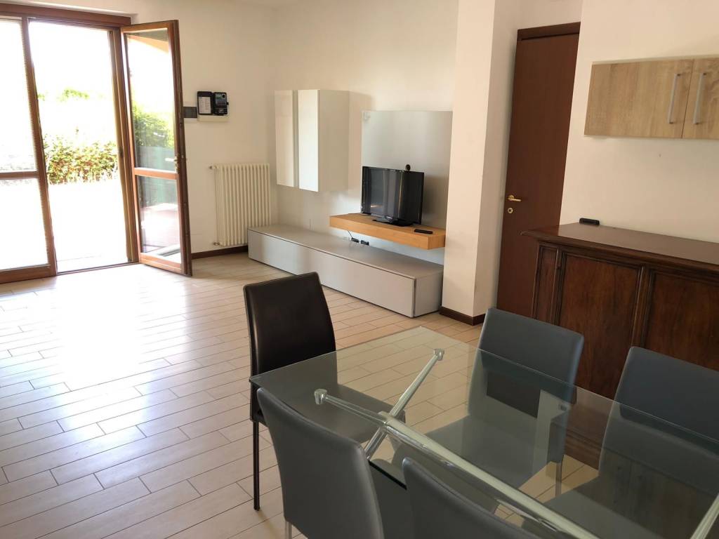 Appartamento a Peschiera del garda in Via Raimondo Vianello, 2 - Foto 2