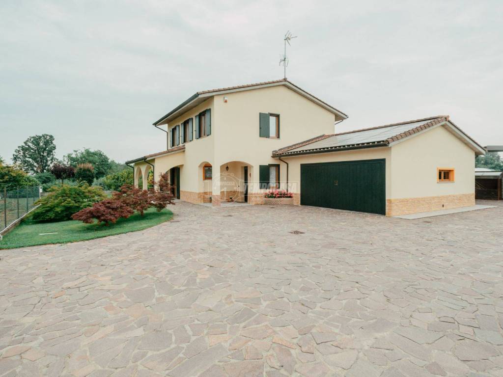 Casa indipendente a Gropello cairoli in Via Roma 110 - Foto 1