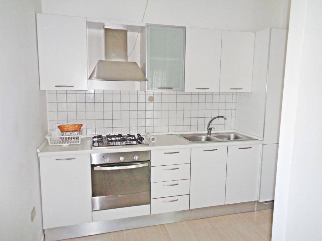 Appartamento a Foggia in Piazza della Libertà - Foto 3