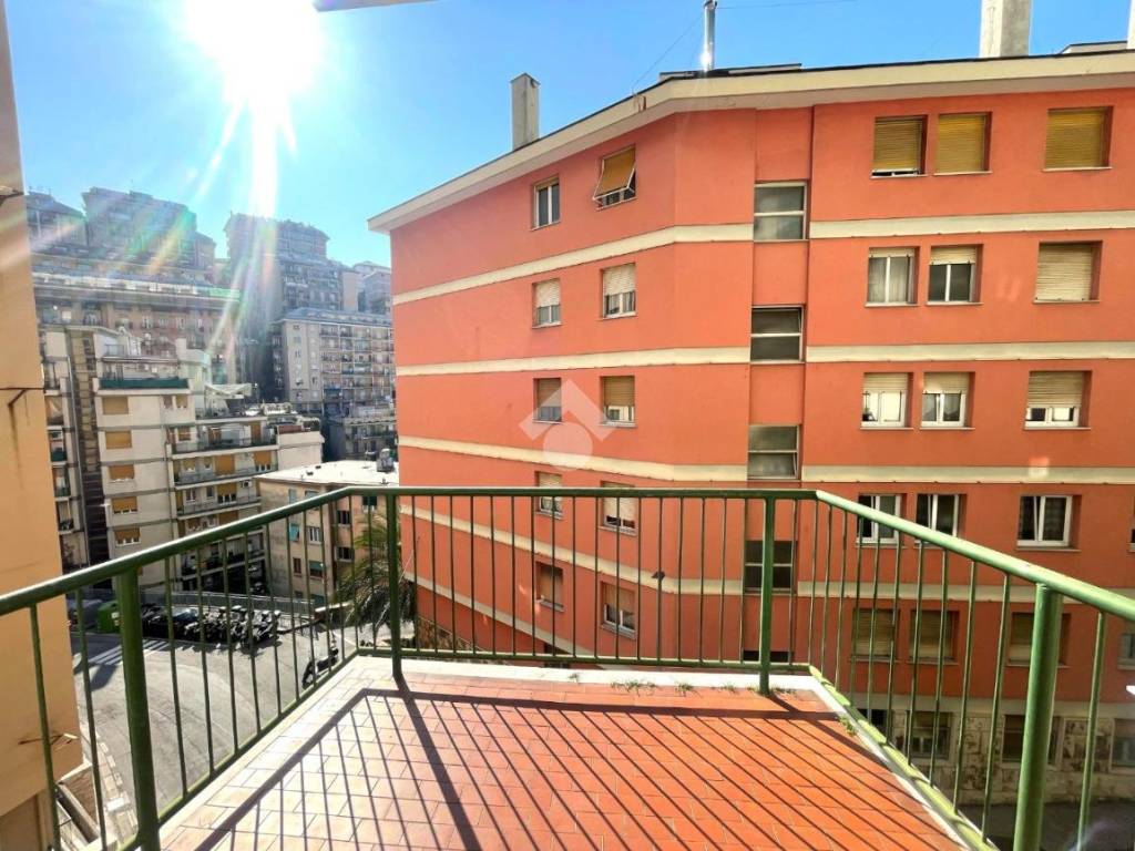 Appartamento a Genova in Via Vesuvio, 21 - Foto 2