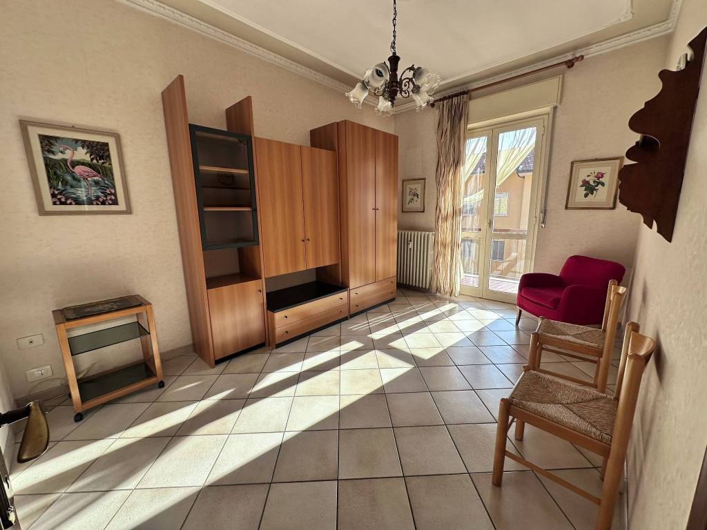 Appartamento a Alba in Via Dario Scaglione, 19 - Foto 2