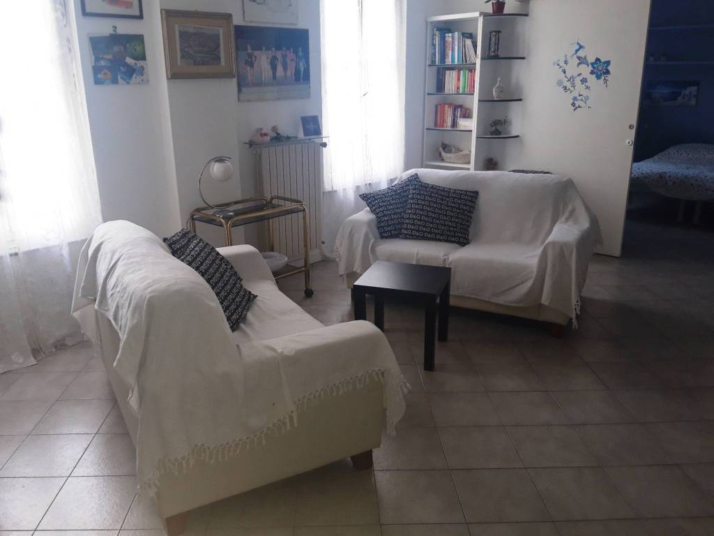 Appartamento a Gallarate in Via Camillo Benso di Cavour - Foto 2