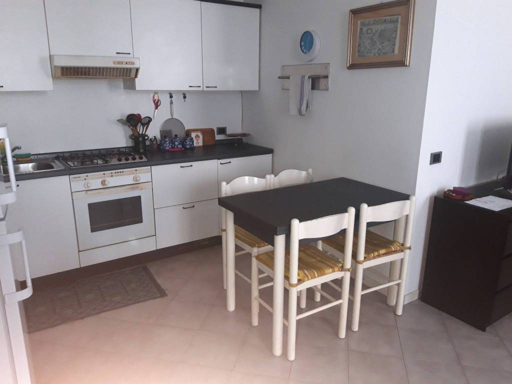 Appartamento a Gallarate in Via Camillo Benso di Cavour - Foto 4