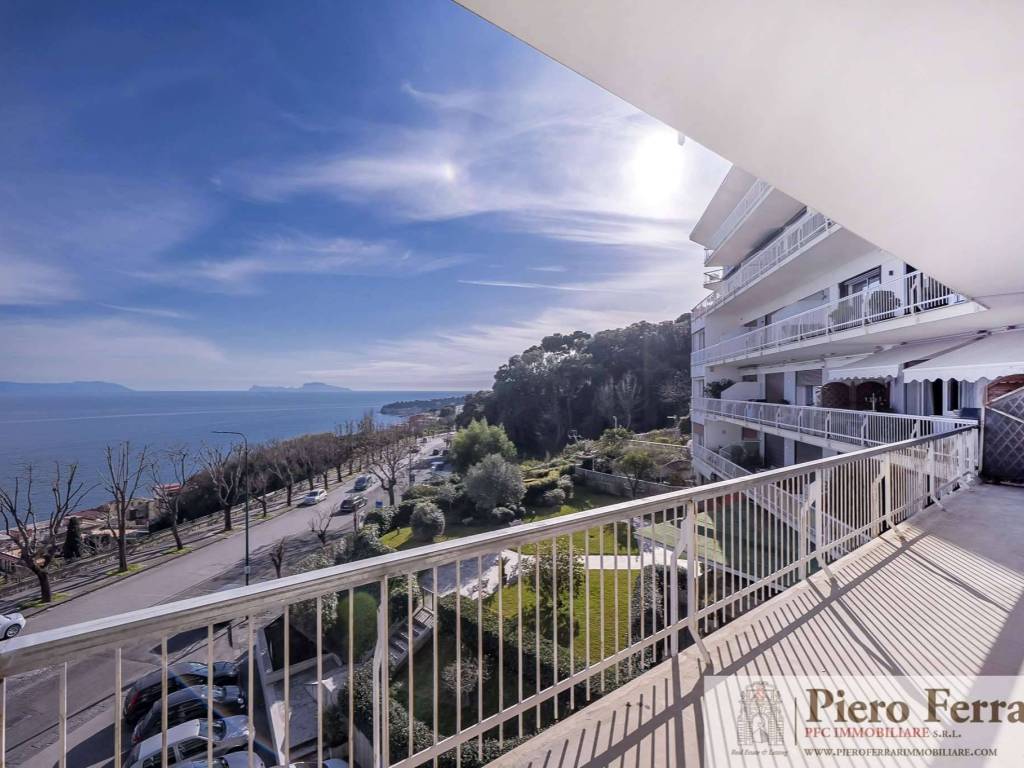 Appartamento a Napoli in via petrarca 141 - Foto 3